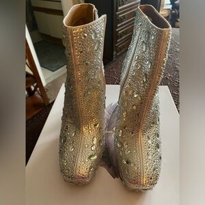 Jessica Simpson stud boots. Just like new. 8 1/2.